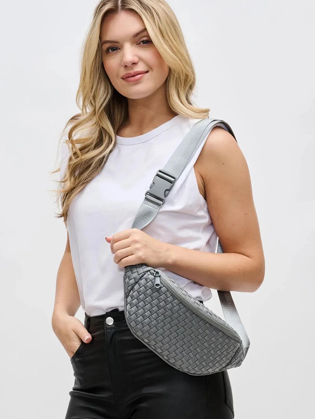 Aim Belt Bag - Grey