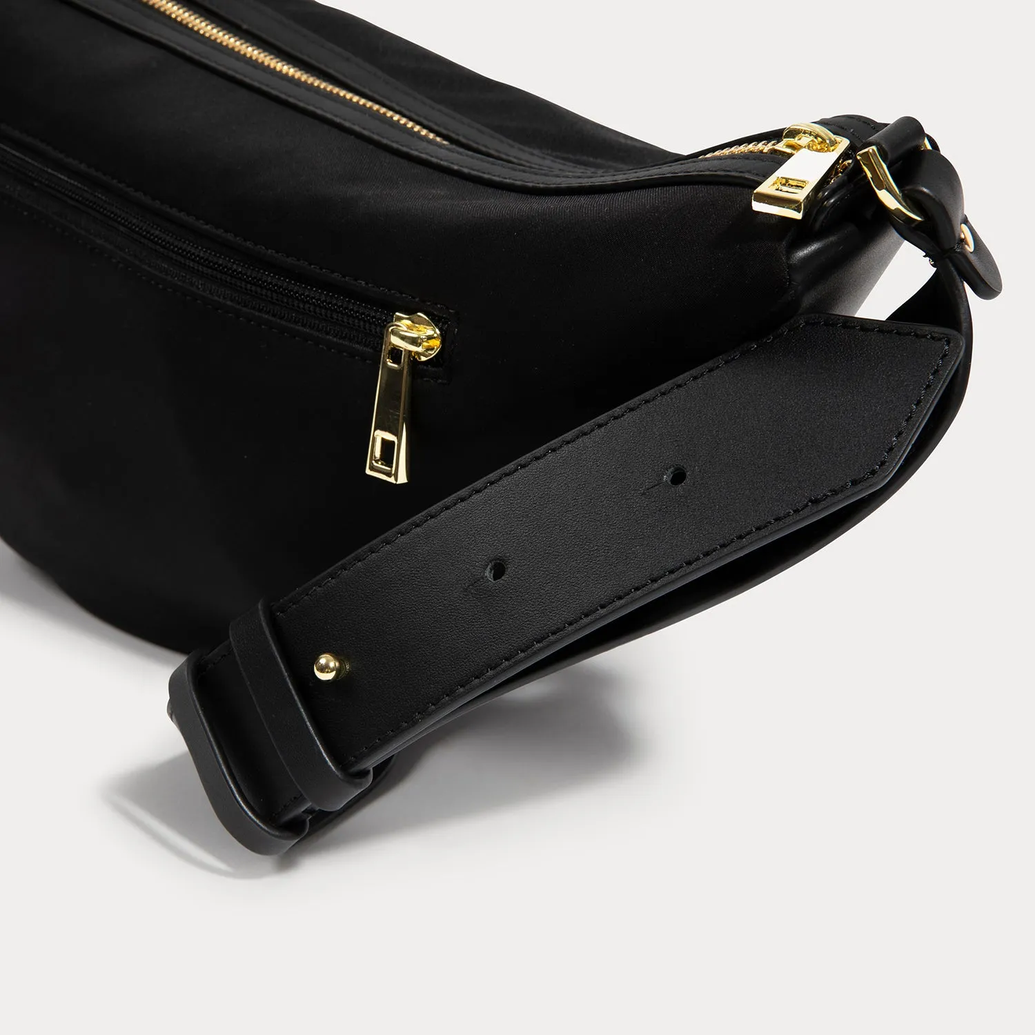 Daphne Half Moon Bag - Black/Gold