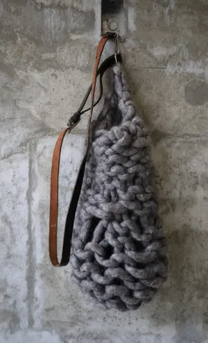 HAND-MADE WOOL BAG WITH VINTAGE LEATHER STRAP