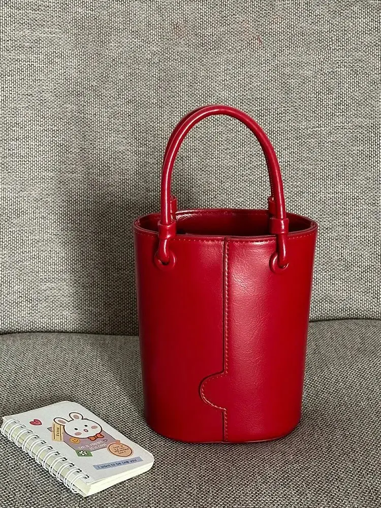 TAVIMART  -  Office Lady PU Elegant Red Shoulder Bags Women Bucket Bag Fashion Commuter Solid Color Tote Bag Classic Bolsos All-match